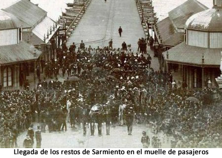 llegada de los restos de Sarmiento